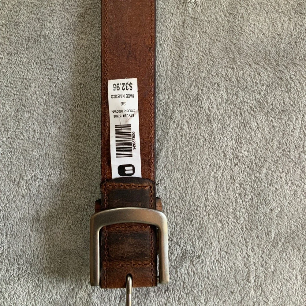 Buckle Mens Brown Distressed Leather Belt Size 36 Style 37106 Silver Buckle New